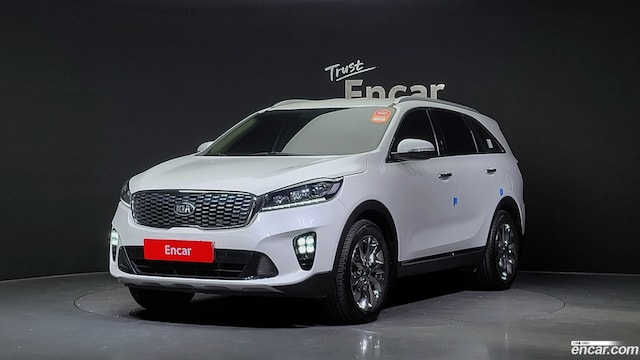 Kia Sorento Дизель 2.0 2WD 2019 года из Кореи