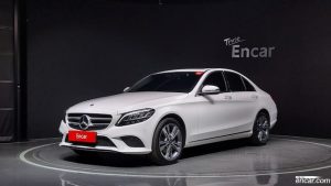 Mercedes-Benz C-Class C220 d 4MATIC 2020 года из Южной Кореи