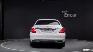 Mercedes-Benz C-Class C220 d 4MATIC 2020 года из Южной Кореи