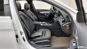 Mercedes-Benz C-Class C220 d 4MATIC 2020 года из Южной Кореи