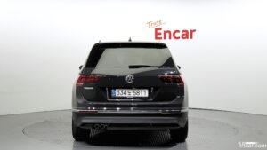 Volkswagen Tiguan 2.0 TDI Premium 2020 года из Южной Кореи