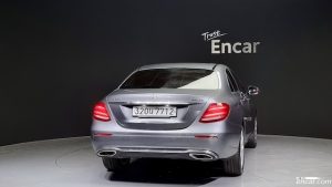 Mercedes-Benz E-Class E300 4MATIC Exclusive 2020 года из Южной Кореи