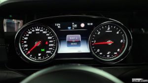 Mercedes-Benz E-Class E220d 4MATIC Exclusive 2020 года из Южной Кореи
