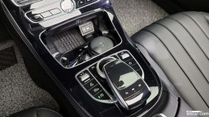 Mercedes-Benz E-Class E220d 4MATIC Exclusive 2020 года из Южной Кореи