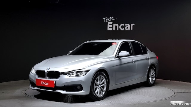 BMW 3-Series 320d xDrive 2019 года из Кореи