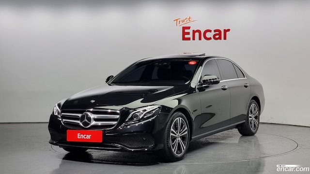 Mercedes-Benz E-Class E300 Avantgarde 2020 года из Кореи