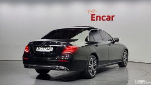 Mercedes-Benz E-Class E300 Avantgarde 2020 года из Южной Кореи