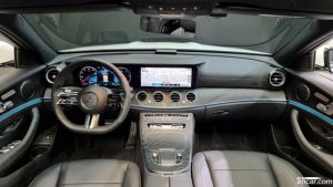 Mercedes-Benz E-Class E220d 4MATIC AMG Line 2021 года из Южной Кореи