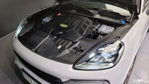 Porsche Cayenne 3.0 Coupe 2021 года из Южной Кореи