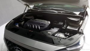 Hyundai Santafe Дизель 2.0 2WD 2019 года из Южной Кореи