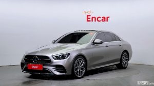 Mercedes-Benz E-Class E220d 4MATIC AMG Line 2021 года из Южной Кореи