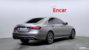 Mercedes-Benz E-Class E220d 4MATIC AMG Line 2021 года из Южной Кореи