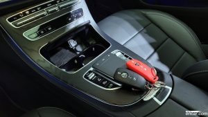 Mercedes-Benz E-Class E220d 4MATIC AMG Line 2021 года из Южной Кореи