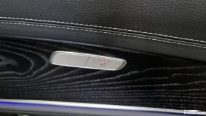 Mercedes-Benz E-Class E220d 4MATIC AMG Line 2021 года из Южной Кореи
