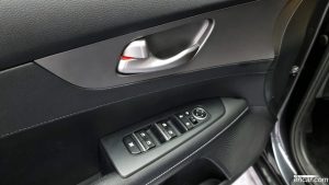 Kia K3 2019 года из Южной Кореи