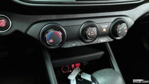 Kia K3 2019 года из Южной Кореи