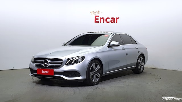 Mercedes-Benz E-Class E300 Avantgarde 2019 года из Кореи