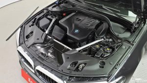 BMW 5-Series 520i M Sport 2020 года из Южной Кореи