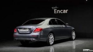 Mercedes-Benz E-Class E220d 4MATIC Exclusive 2020 года из Южной Кореи