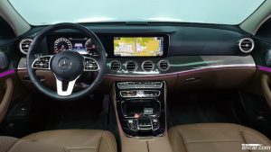 Mercedes-Benz E-Class E300 4MATIC AMG Line 2020 года из Южной Кореи