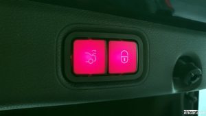 Mercedes-Benz E-Class E300 4MATIC AMG Line 2020 года из Южной Кореи