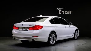 BMW 5-Series 520i Luxury 2020 года из Южной Кореи