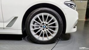BMW 5-Series 520i Luxury 2020 года из Южной Кореи