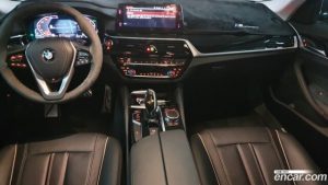 BMW 5-Series 520i Luxury 2020 года из Южной Кореи