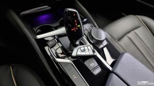 BMW 5-Series 520i Luxury 2020 года из Южной Кореи