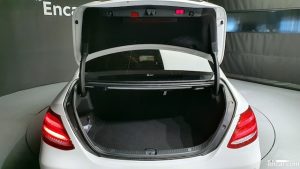 Mercedes-Benz E-Class E250 Avantgarde 2020 года из Южной Кореи