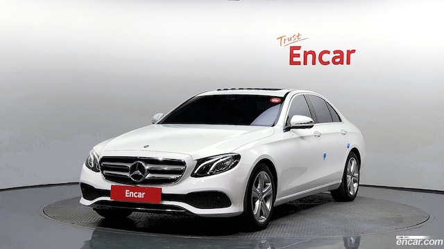 Mercedes-Benz E-Class E200 Avantgarde 2019 года из Кореи