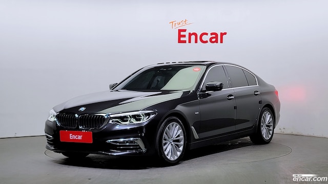 BMW 5-Series 520d Luxury Plus 2019 года из Кореи