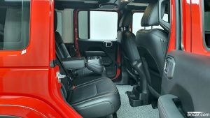 Jeep Wrangler 2.0 Overland Unlimited Top 4Door 2021 года из Южной Кореи