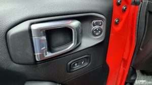 Jeep Wrangler 2.0 Overland Unlimited Top 4Door 2021 года из Южной Кореи