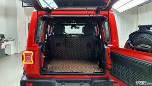 Jeep Wrangler 2.0 Overland Unlimited Top 4Door 2021 года из Южной Кореи