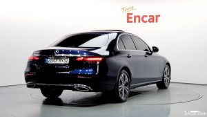 Mercedes-Benz E-Class E250 Avantgarde 2022 года из Южной Кореи