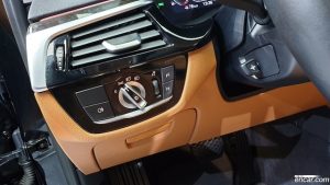 BMW 5-Series 520i Luxury 2021 года из Южной Кореи