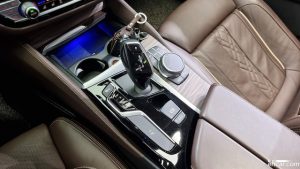 BMW 5-Series 520d Luxury Plus 2020 года из Южной Кореи