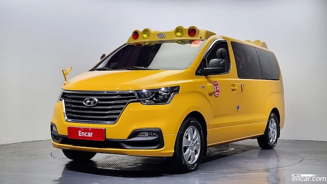 Hyundai Starex 2019 года из Кореи