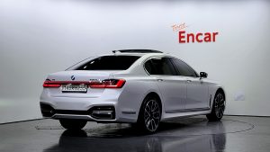 BMW 7-Series 730Ld xDrive M Sport 2020 года из Южной Кореи