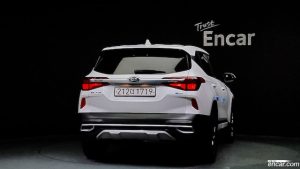 Kia Seltos Дизель 1.6 2WD 2020 года из Южной Кореи