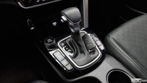 Kia Seltos Дизель 1.6 2WD 2020 года из Южной Кореи