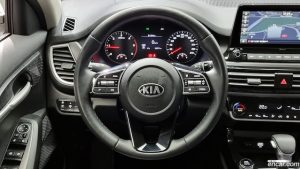 Kia Seltos Дизель 1.6 2WD 2020 года из Южной Кореи