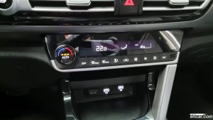 Kia Seltos Дизель 1.6 2WD 2020 года из Южной Кореи