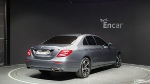 Mercedes-Benz E-Class E250 Avantgarde 2020 года из Южной Кореи