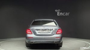 Mercedes-Benz E-Class E250 Avantgarde 2020 года из Южной Кореи