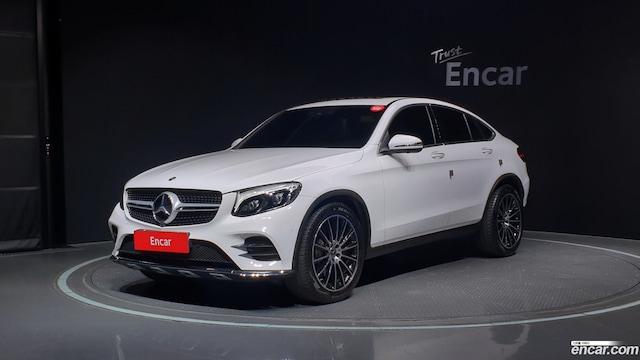 Mercedes-Benz GLC-Class GLC300 4MATIC AMG Line Coupe 2019 года из Кореи
