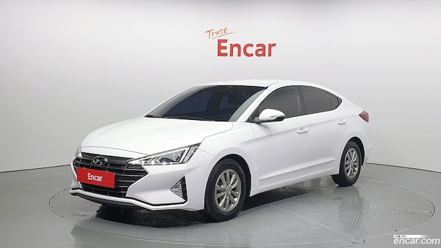 Hyundai AVANTE 1.6 2019 года из Кореи