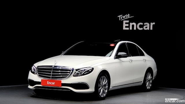 Mercedes-Benz E-Class E220d Exclusive 2019 года из Кореи