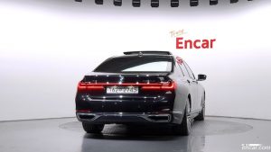 BMW 7-Series 740Ld xDrive Design Pure Excellence 2020 года из Южной Кореи